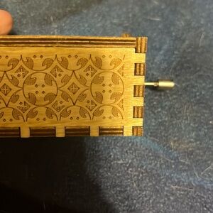 The promised neverland Isabella’s lullaby small music box